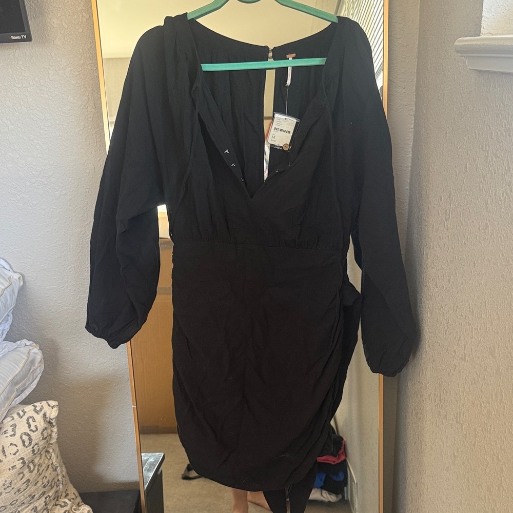 Free People Black Long-Sleeve V-Neck Ruched Dress